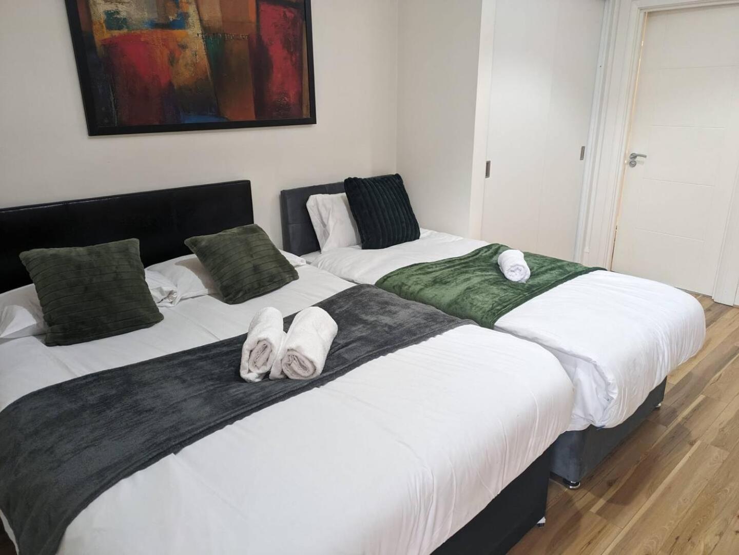 2Br Modern Luxury Loft Apartment * Belfast