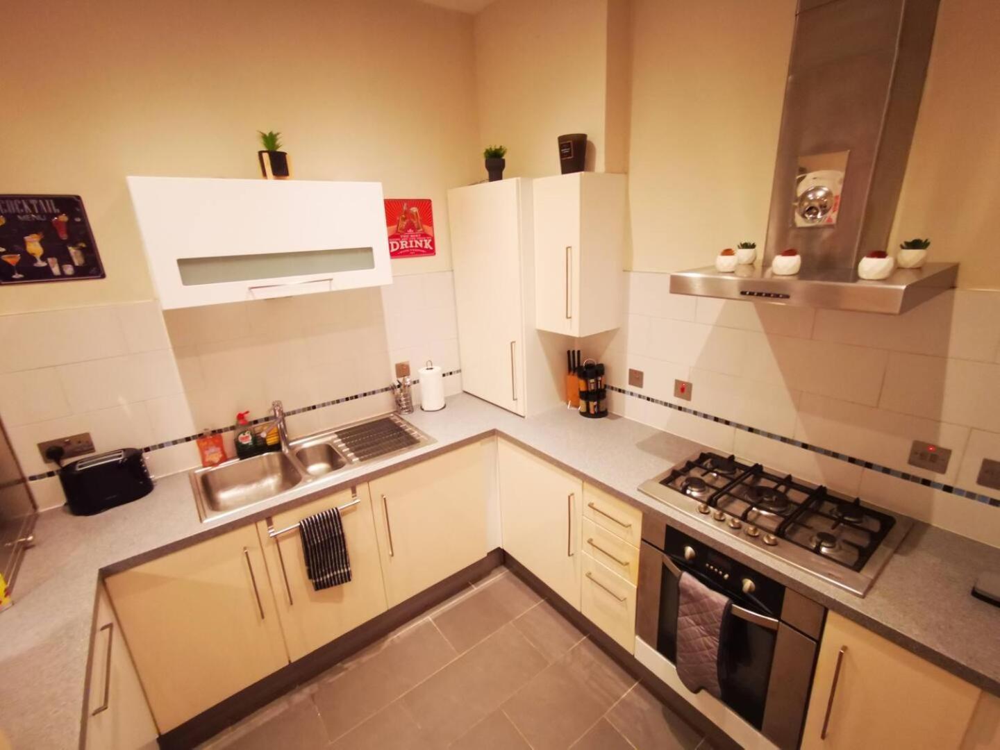 Apartment 2Br Modern Luxury Loft Apartment Belfast
