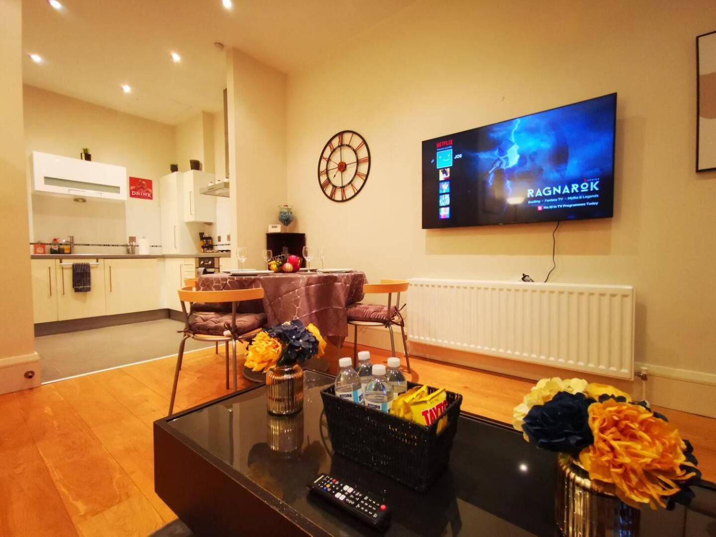 2Br Modern Luxury Loft Apartment Apartment